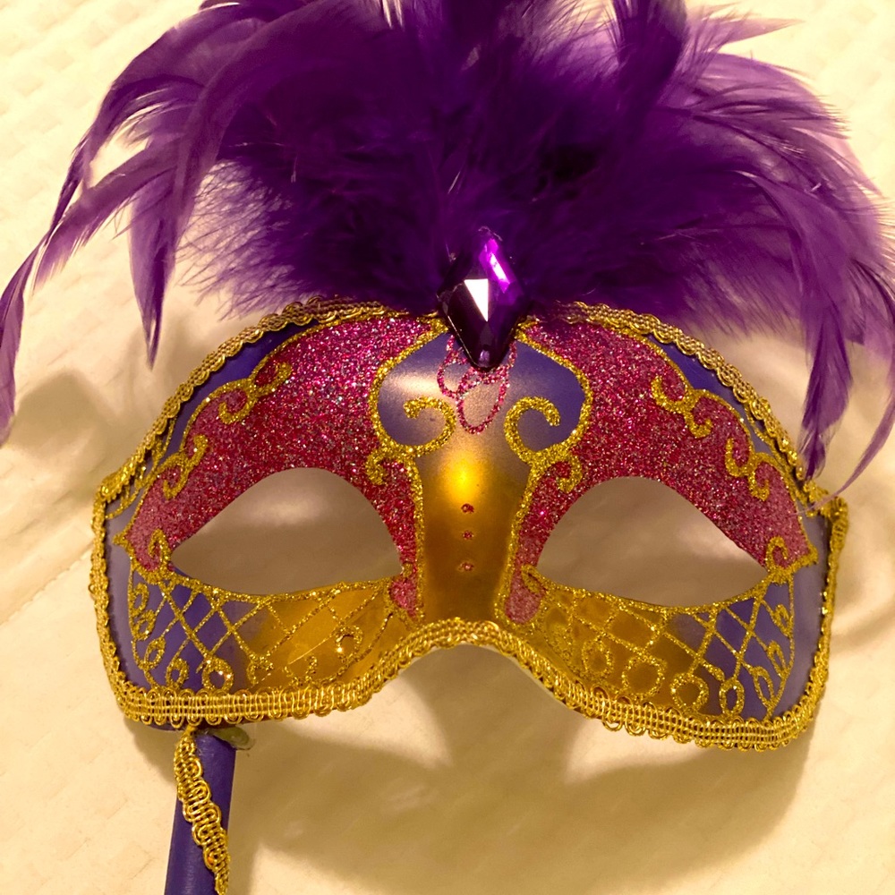 Brand New original Pier 1 Mardi Gras mask
